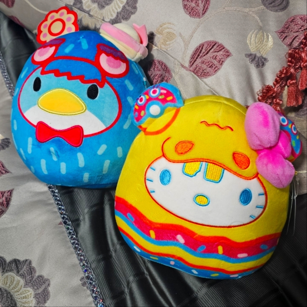 Hello Kitty and Tuxedo Sam Kaiju NWT